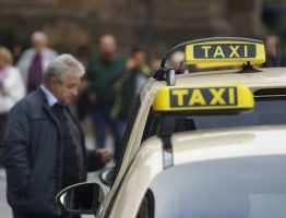 Quelles sont les étapes pour obtenir un permis de taxi et devenir chauffeur ?
