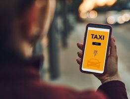 Zoom sur le paiement sans contact, la géolocalisation et autres innovations pour les taxis