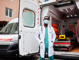 Transport médical : quel est le rôle de l’auxiliaire ambulancier ?