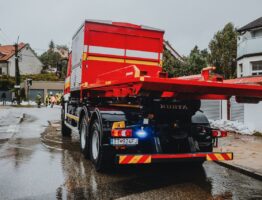 Remorquage de poids lourds : les réglementations sur les distances de traction