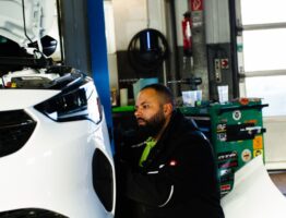 Carrosserie : pourquoi le nettoyage fréquent empêche l&rsquo;accumulation de polluants?